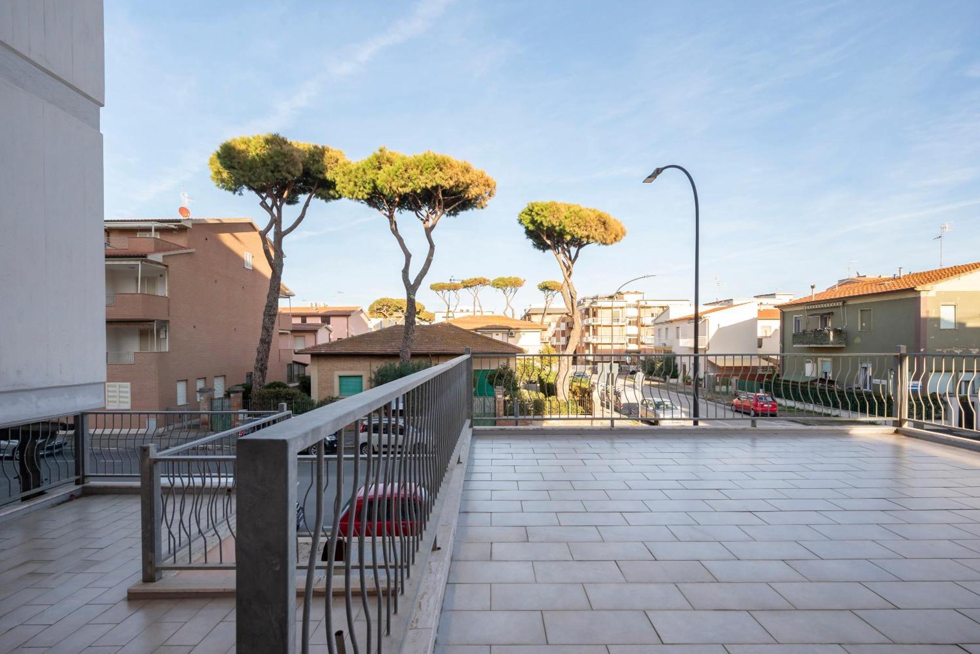 Lola Piccolo Hotel E Appartamenti Marina di Grosseto Bagian luar foto